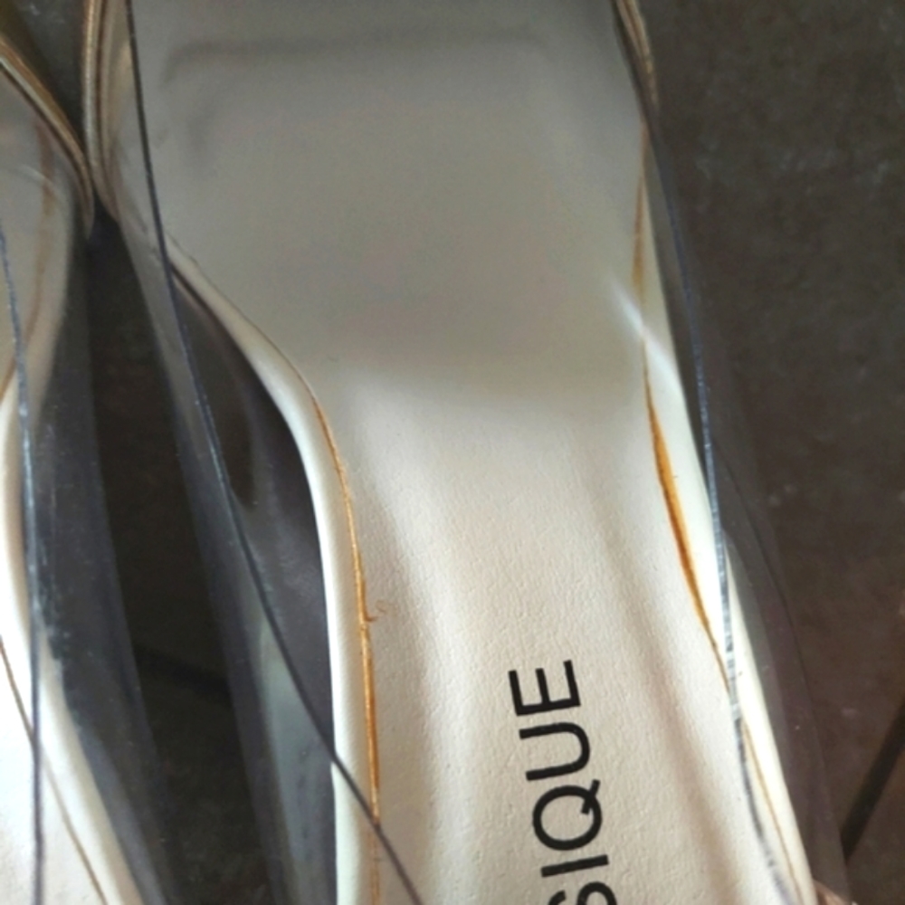 Classique 3" heels, NWOT - Picture 6 of 9